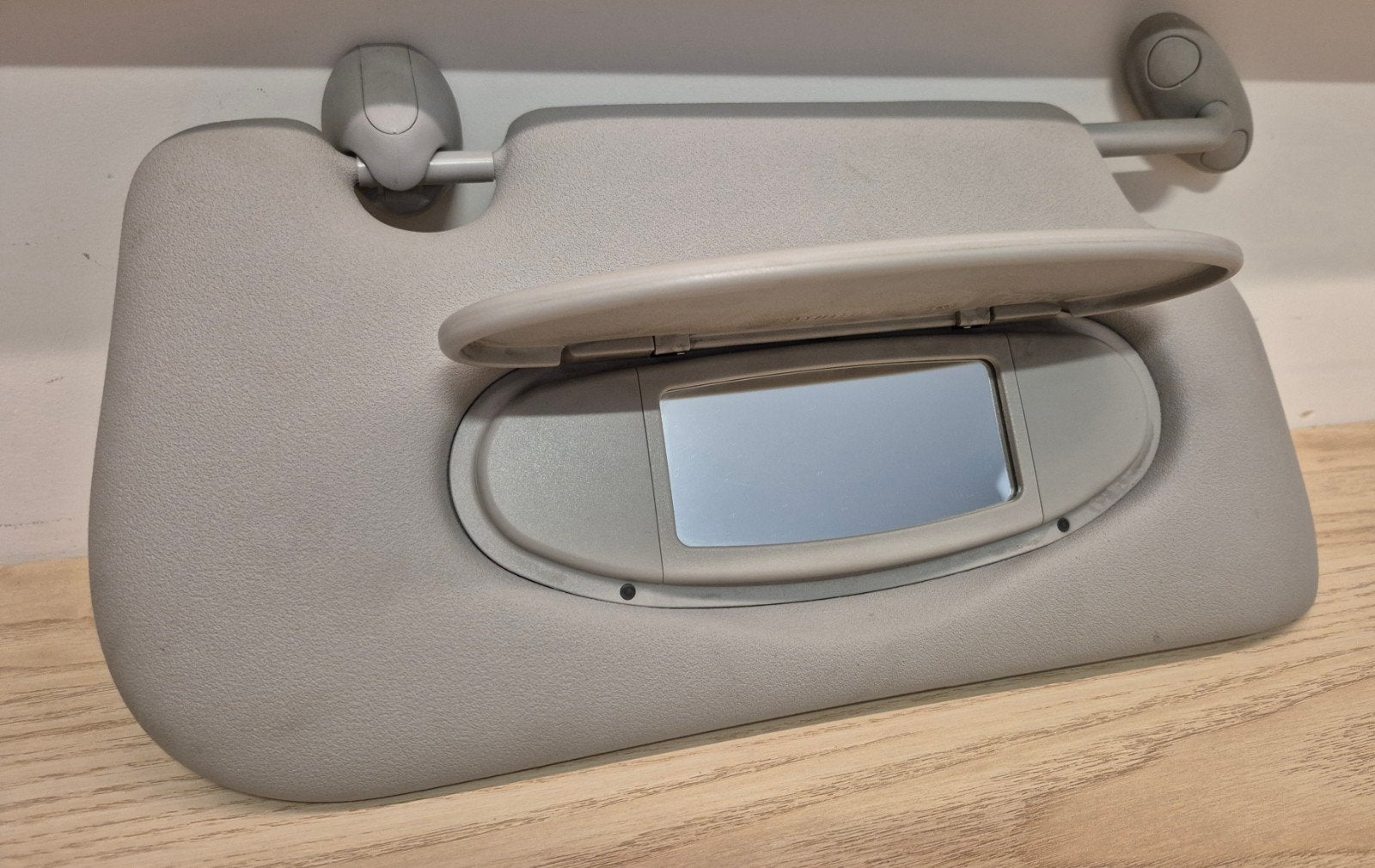 Mini One R56 zonneklep bijrijderskant, Ophalen, Zo goed als nieuw