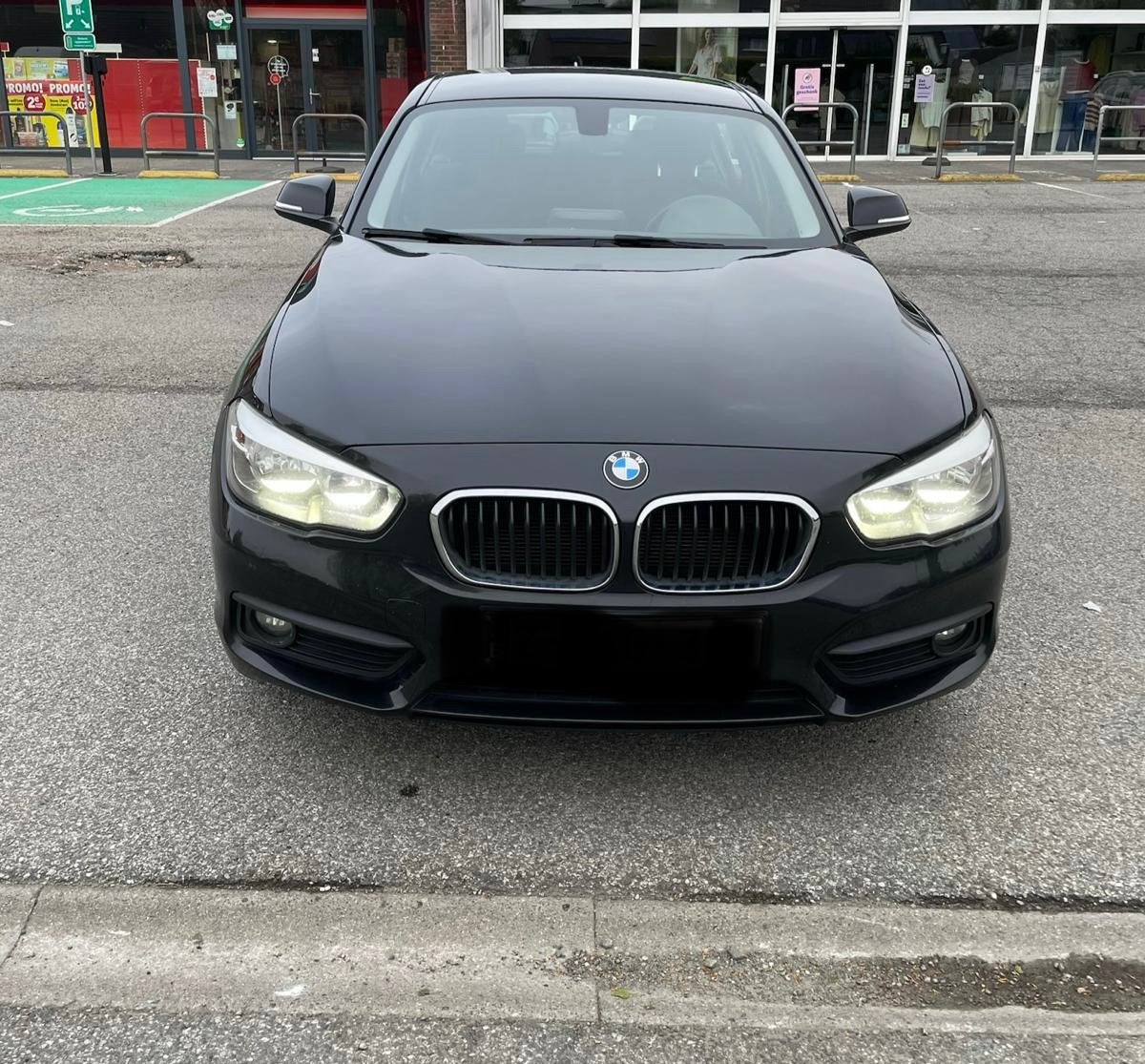 BMW 116d Automaat – 2016, Autos, BMW, Achat, Euro 6, Noir, 5 portes