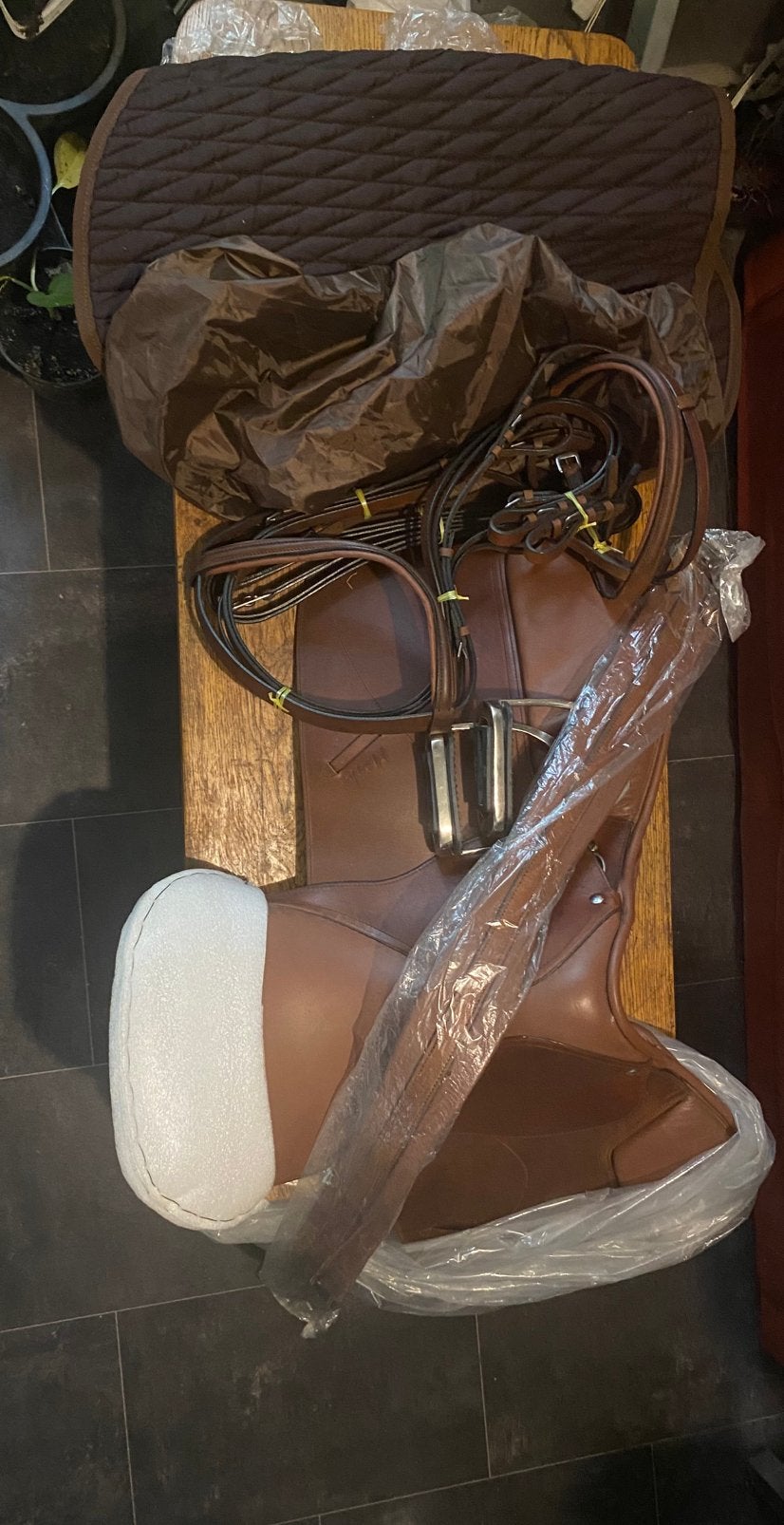 Set de selles pour chevaux en cuir, Enlèvement ou Envoi, Neuf