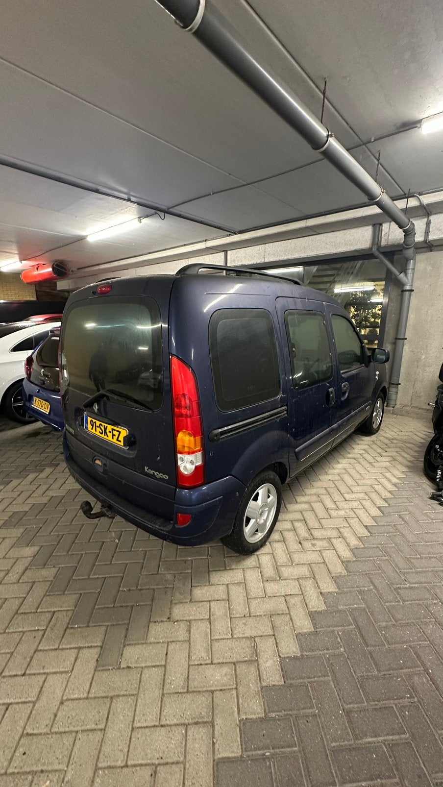 RENAULT KANGOO 2006 benzine 95pk met verlopen APK!, Auto's, 4 cilinders, Handgeschakeld, Particulier, Renault