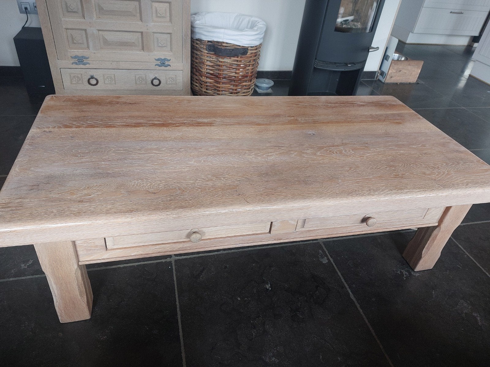 Eiken Salontafel,2 schuiven.  H,46 cm, L.146 cm B.70 cm, Huis en Inrichting, Ophalen