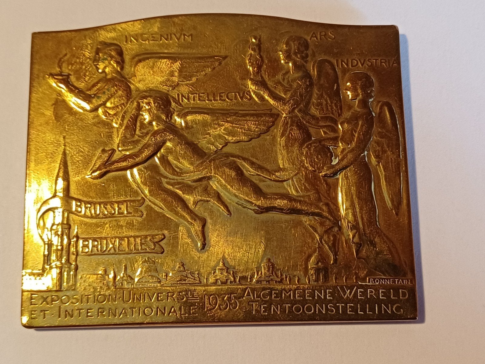 HERDENKINGSPLAQUETTE WERELDTENTOONSTELLING 1935 IN BRUSSEL., Ophalen of Verzenden, Brons