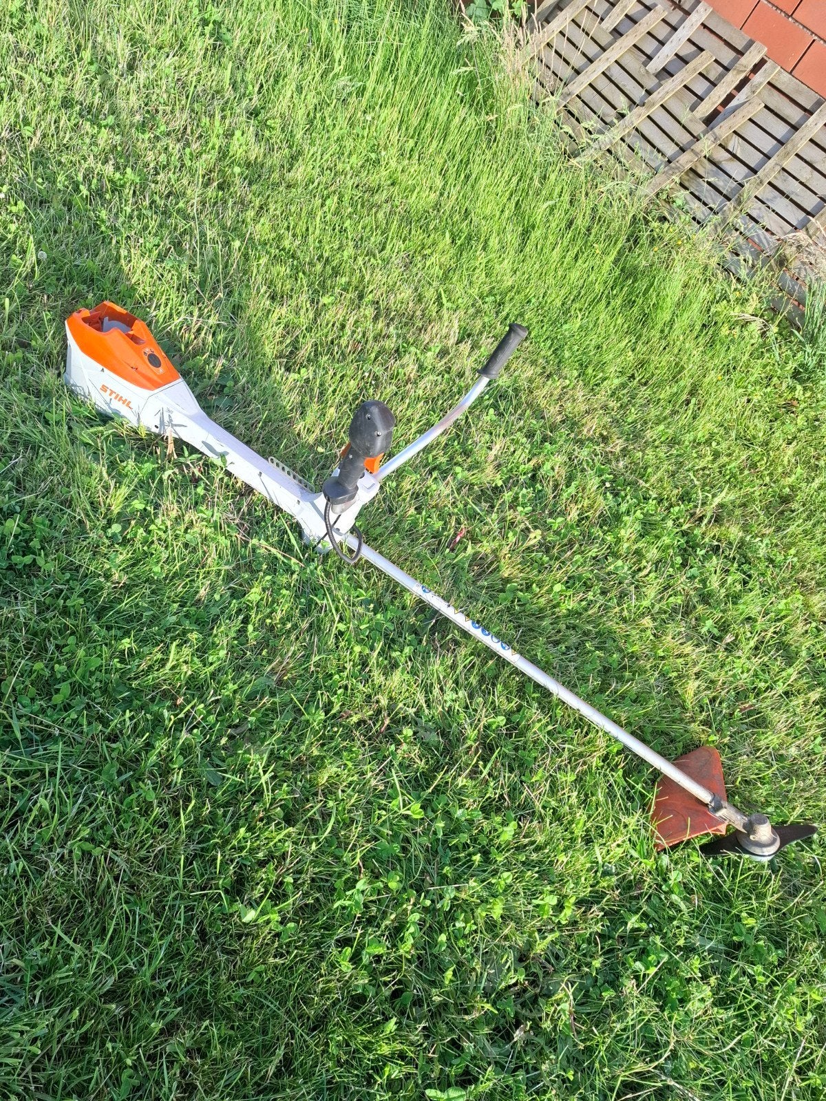 Stihl fsa 200 accu bosmaaier, Ophalen, Accu