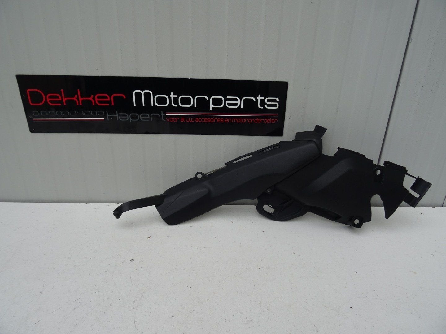 Uitlaat afwerkkap / Catalisator Yamaha YZF R1 2007-2008 RN19, Gebruikt, -, -, Ophalen of Verzenden