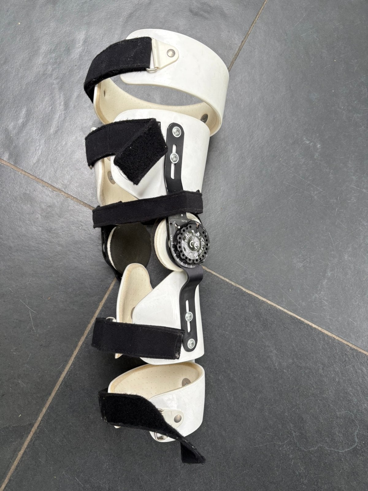 Kniebrace, Diversen, Ophalen of Verzenden, Gebruikt