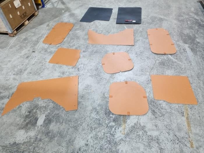 Laadbak bekleding van een Ford Transit Custom, Gebruikt, -, -, Ophalen of Verzenden