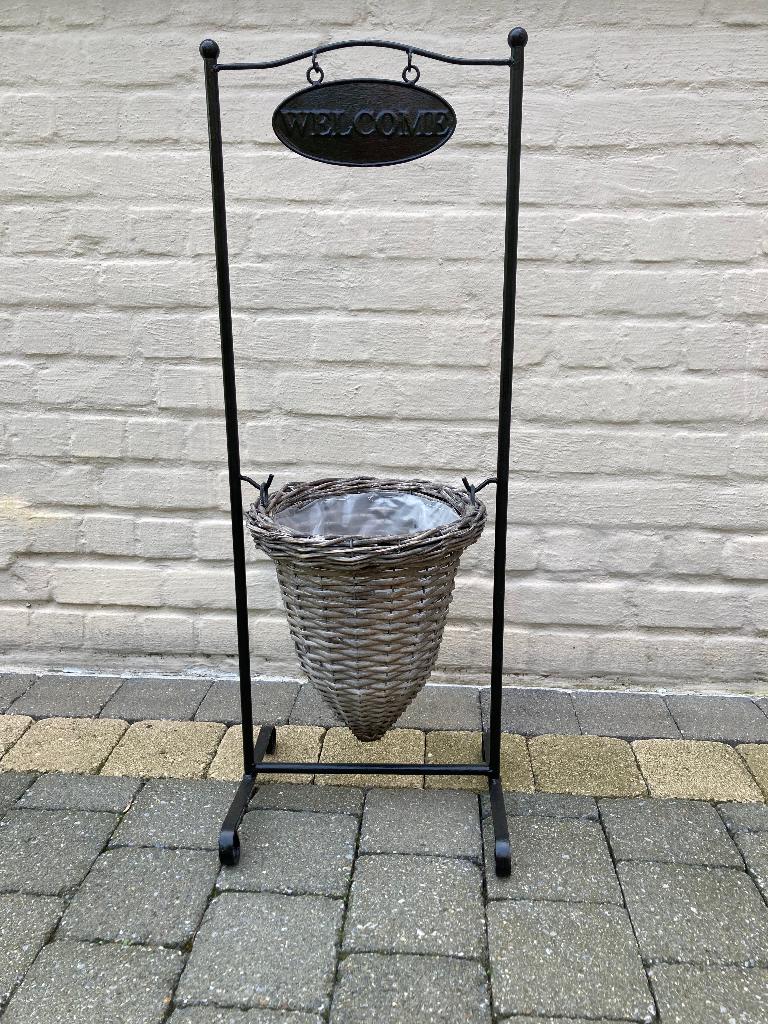 decoratie plantenhouder met mandje, Ophalen, Gebruikt, Rond, Binnen