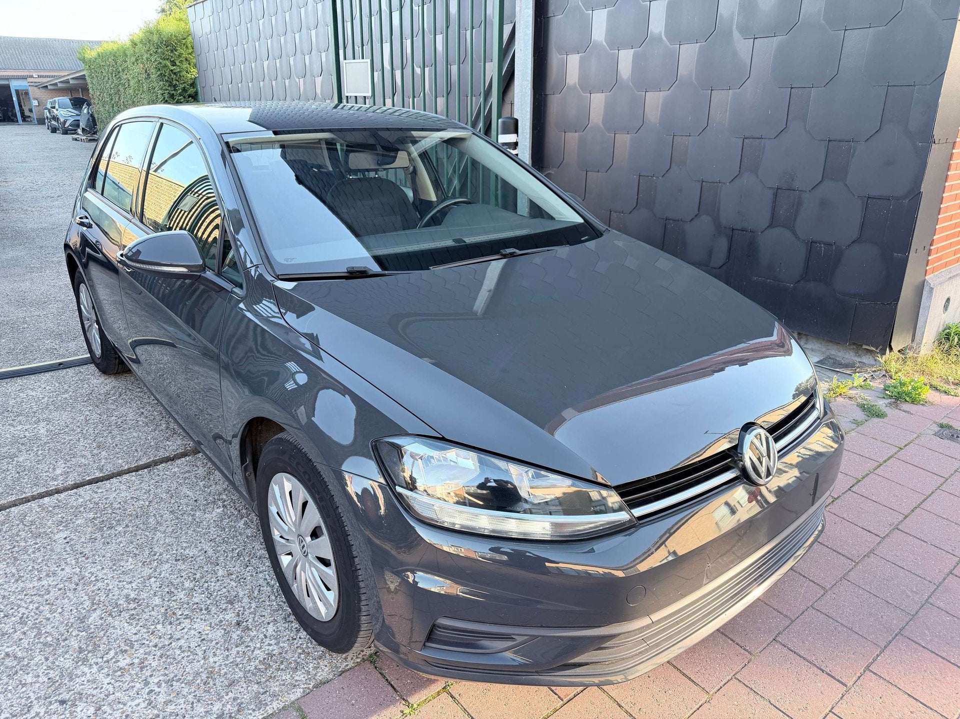Volkswagen Golf 1.0 TSI EDITION TRENDLINE, Dealer onderhouden, Stof, Gebruikt, Bedrijf