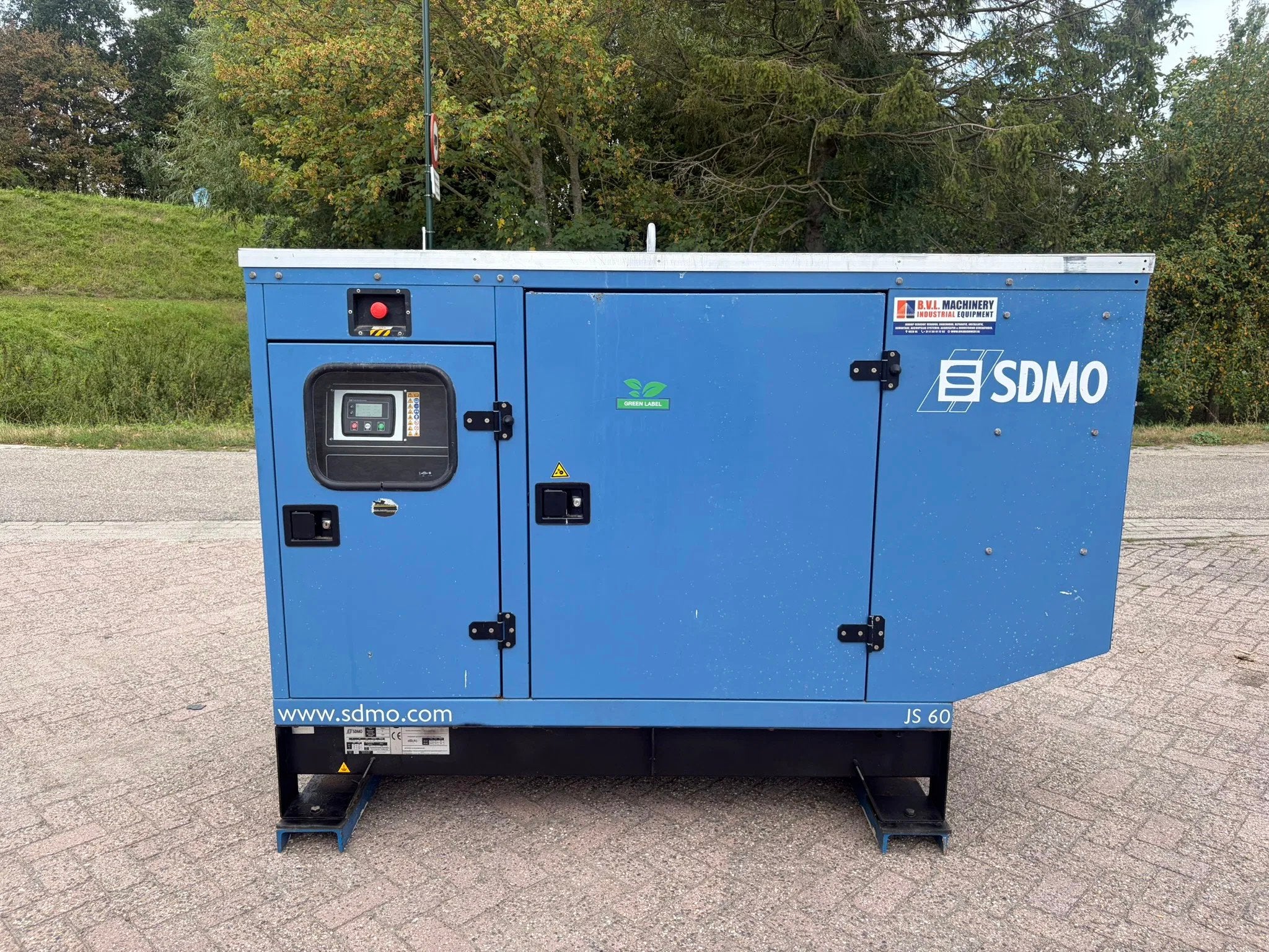 SDMO J66 John Deere 4045 60 kVA Leroy Somer aggregaat genern