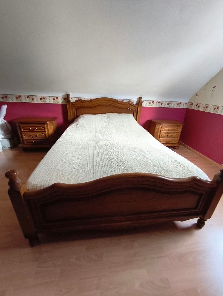 Chambre adulte complète lit armoire tables de nuit commode, Enlèvement, Comme neuf, Deux personnes, Chêne rustique naturel massif solide