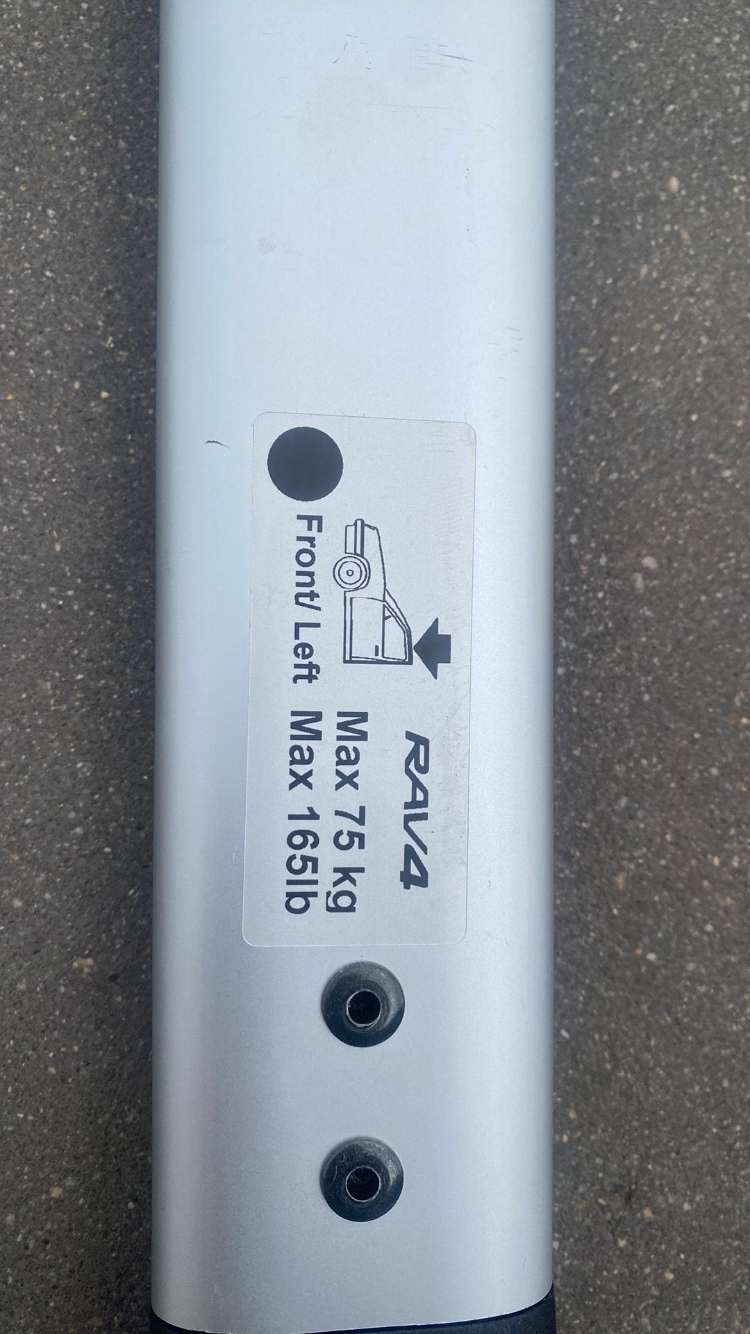 Dakdragers rav4 model vanaf 2006… max75kg, Enlèvement