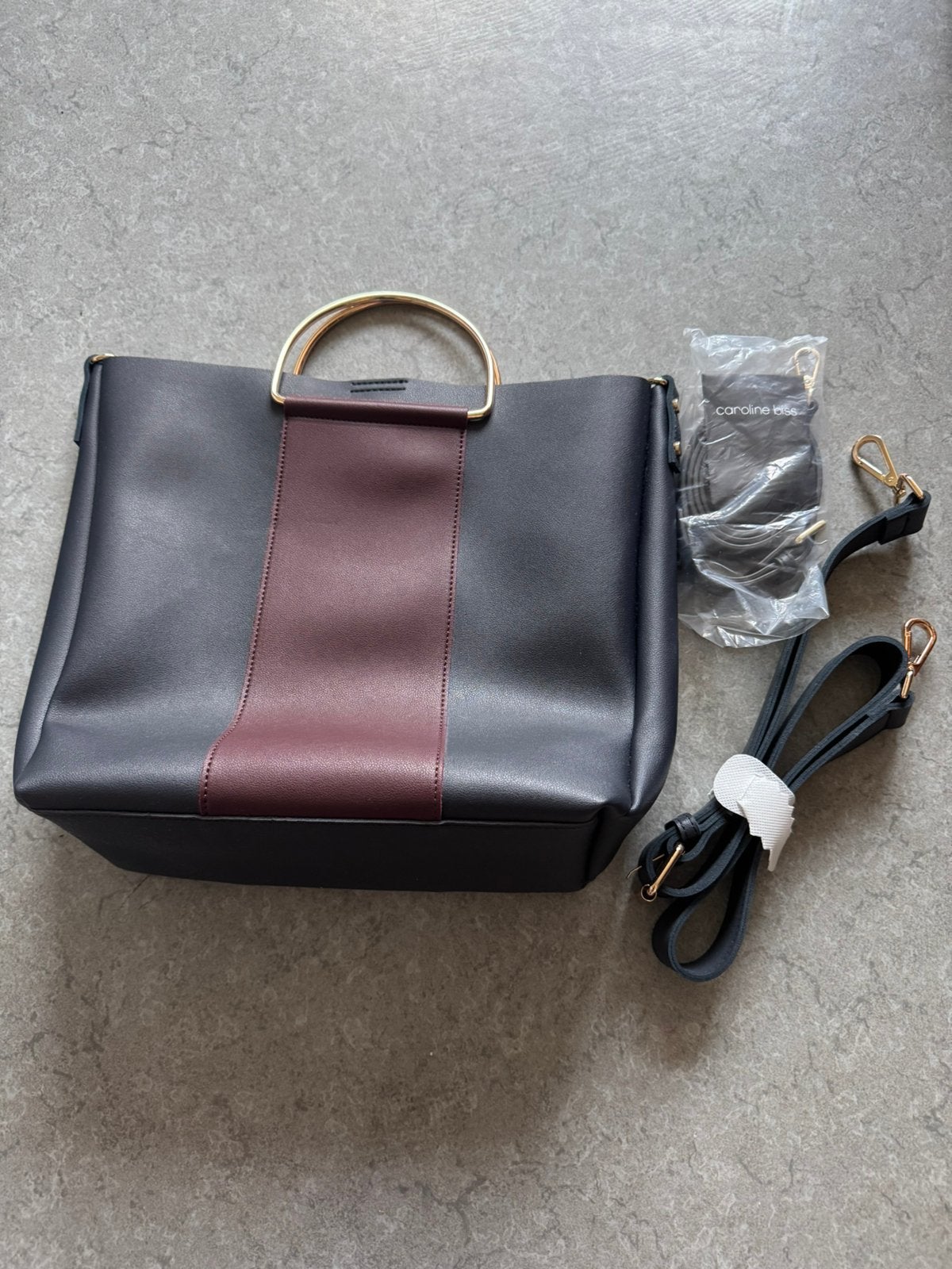 Nieuw Caroline biss damestas, Handtassen en Accessoires, Ophalen of Verzenden, Zo goed als nieuw