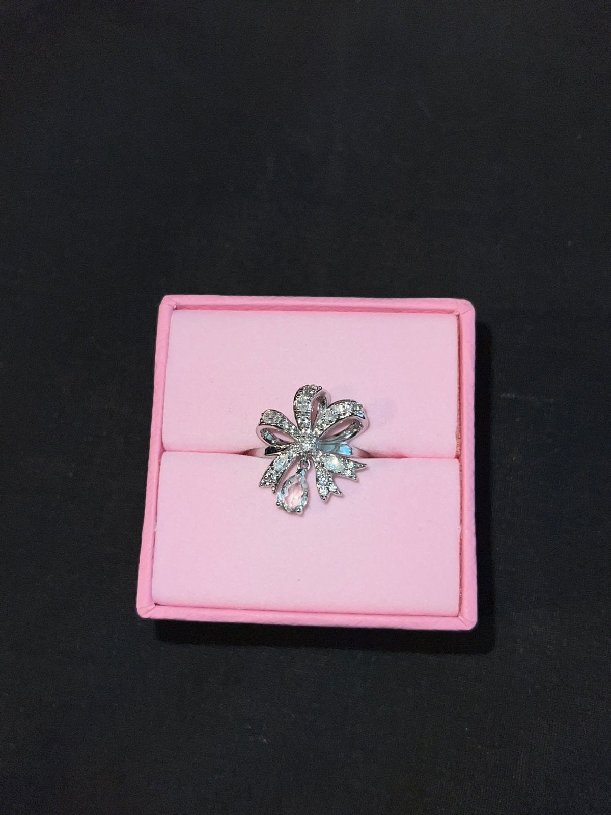 Swarovski ring 52, Handtassen en Accessoires, Ringen, Ophalen of Verzenden, Zo goed als nieuw, Zilver, Dame