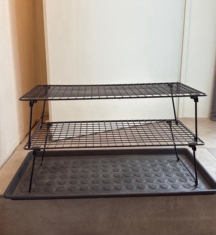 Schoenenrekje Ikea met opvangbak, Ophalen, Gebruikt