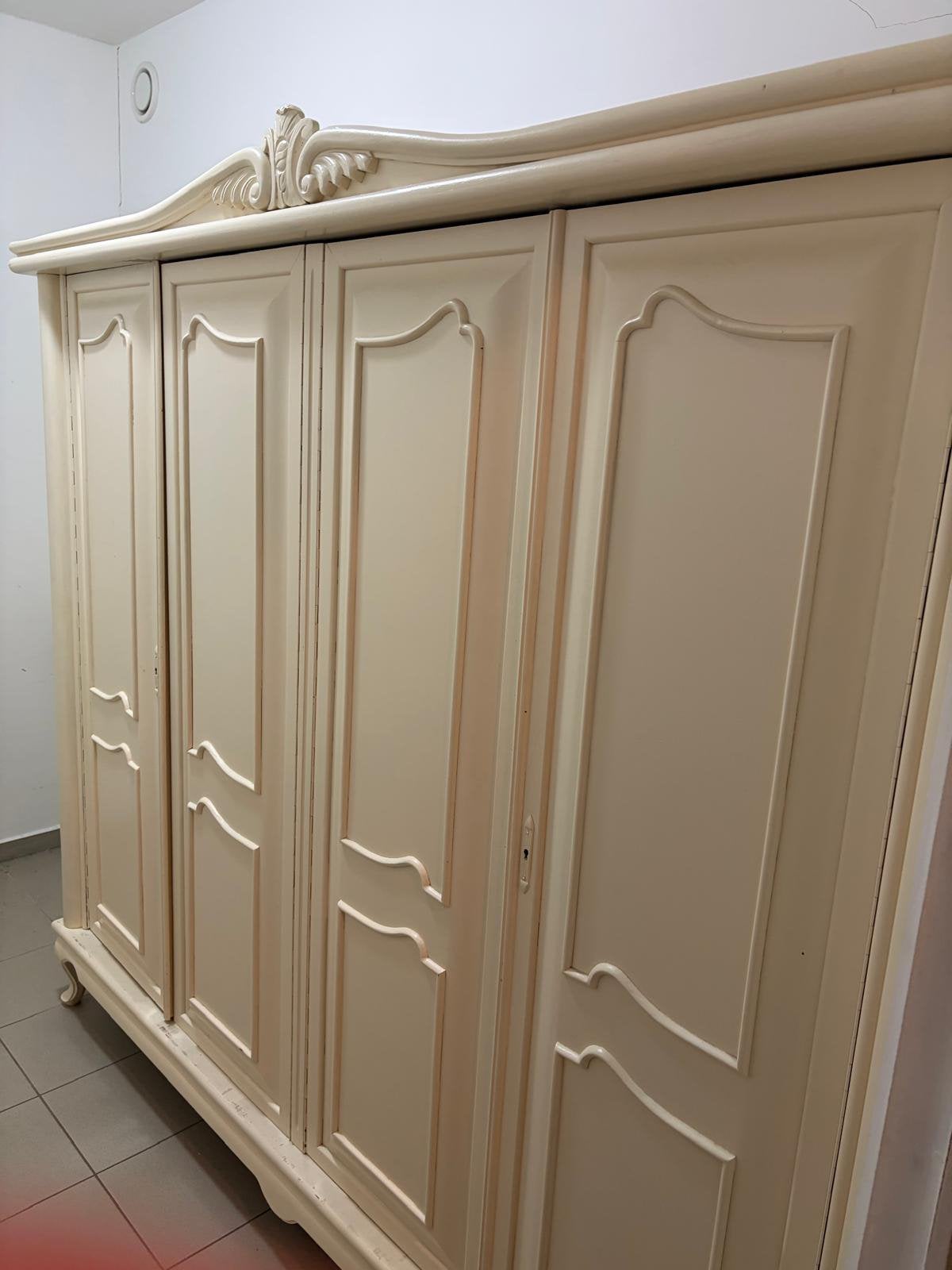 Prachtige klassieke kleerkast in landelijke stijl, Huis en Inrichting, Ophalen, Zo goed als nieuw