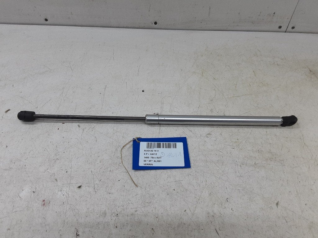 VERIN A GAZ Audi A2 (8Z0) (01-2000/07-2005) (8Z0827552B), Auto-Union-Straße  1,
85057  Ingolstadt, DE, Info@audi.de, Audi, Utilisé