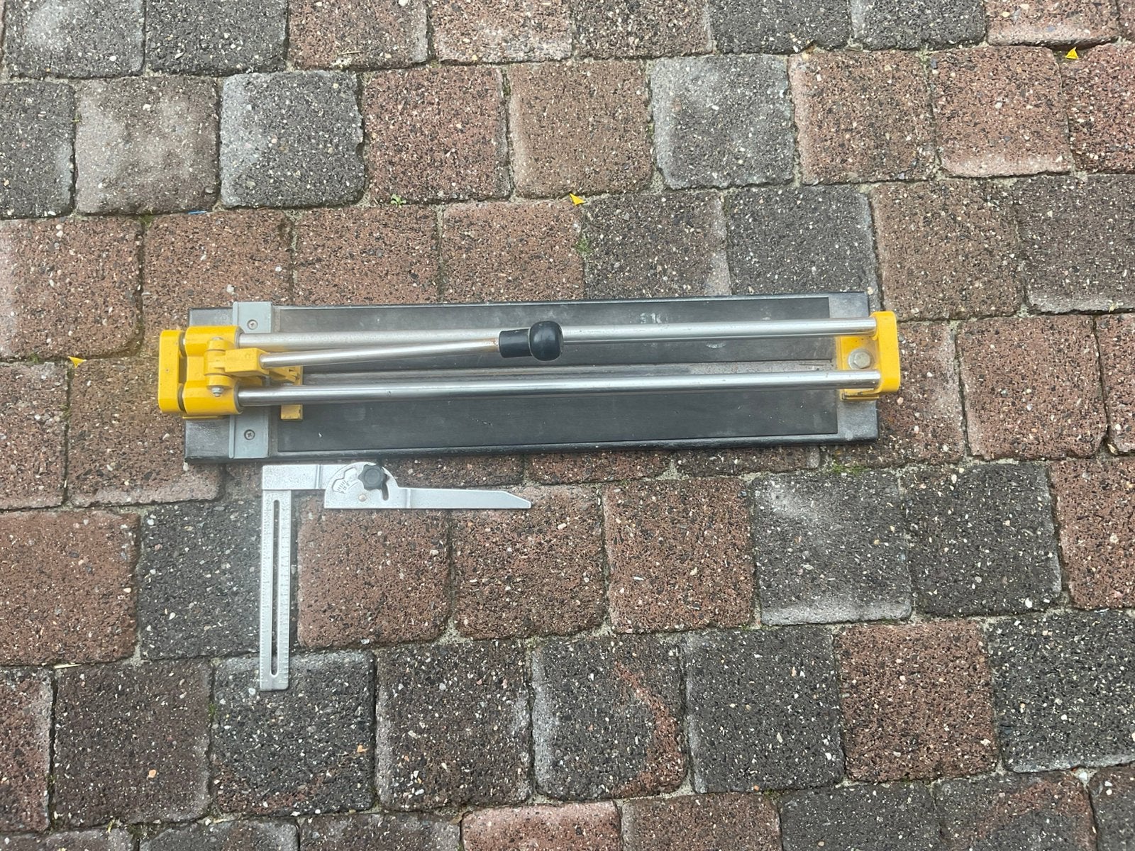 Plinten snijder, Moins de 100 cm, Comme neuf, Enlèvement, Plinthes