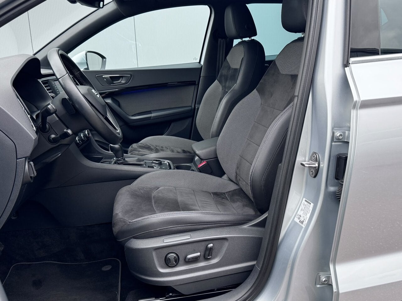 Seat Ateca 1.4 TSI Xcellence DSG, Autos, Seat, Argent ou Gris, Achat, Euro 6, Entreprise