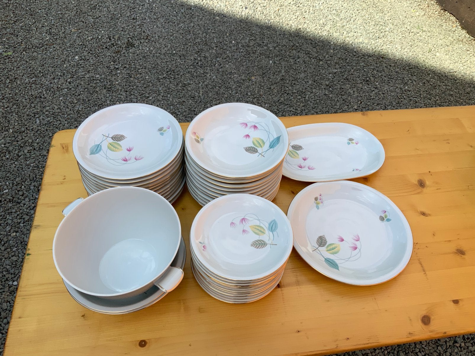 Voledig servies, Ophalen, Zo goed als nieuw, Vintage, Kom(men)