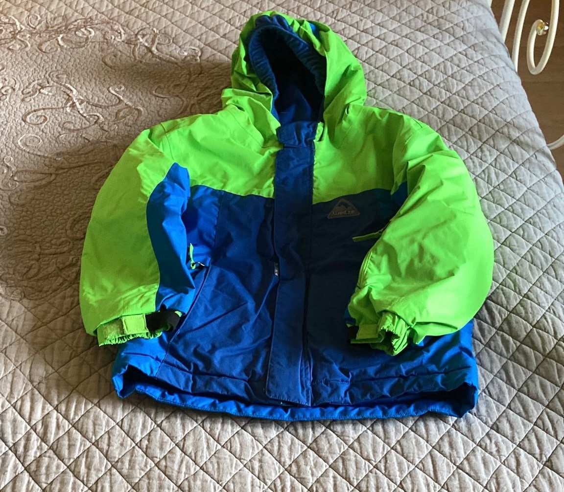 Ski outfit 5-6 jaar (jas, 3 broeken, thermisch, muts), Ophalen, Gebruikt, Ski