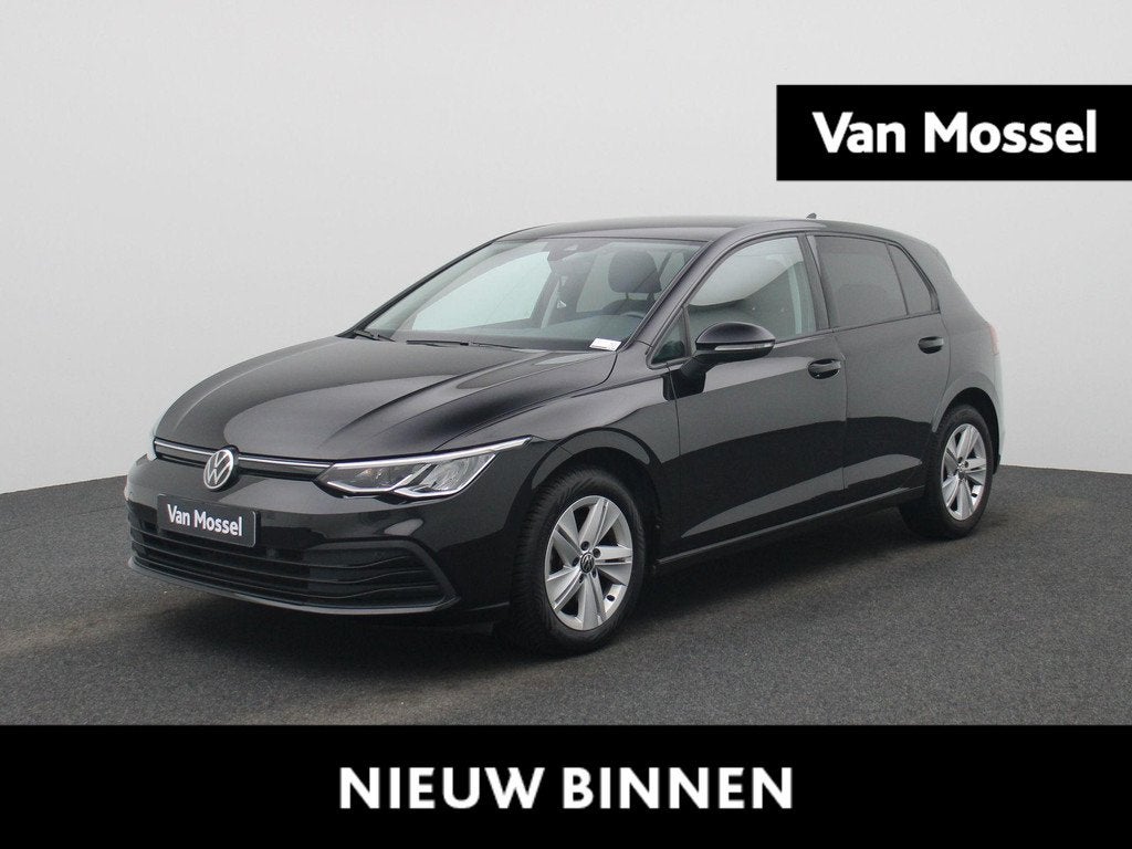 Volkswagen Golf VIII 1.0 TSI 81kW Life CARPLAY | CAMERA | AC, Auto's, Voorwielaandrijving, Stof, Gebruikt, Zwart
