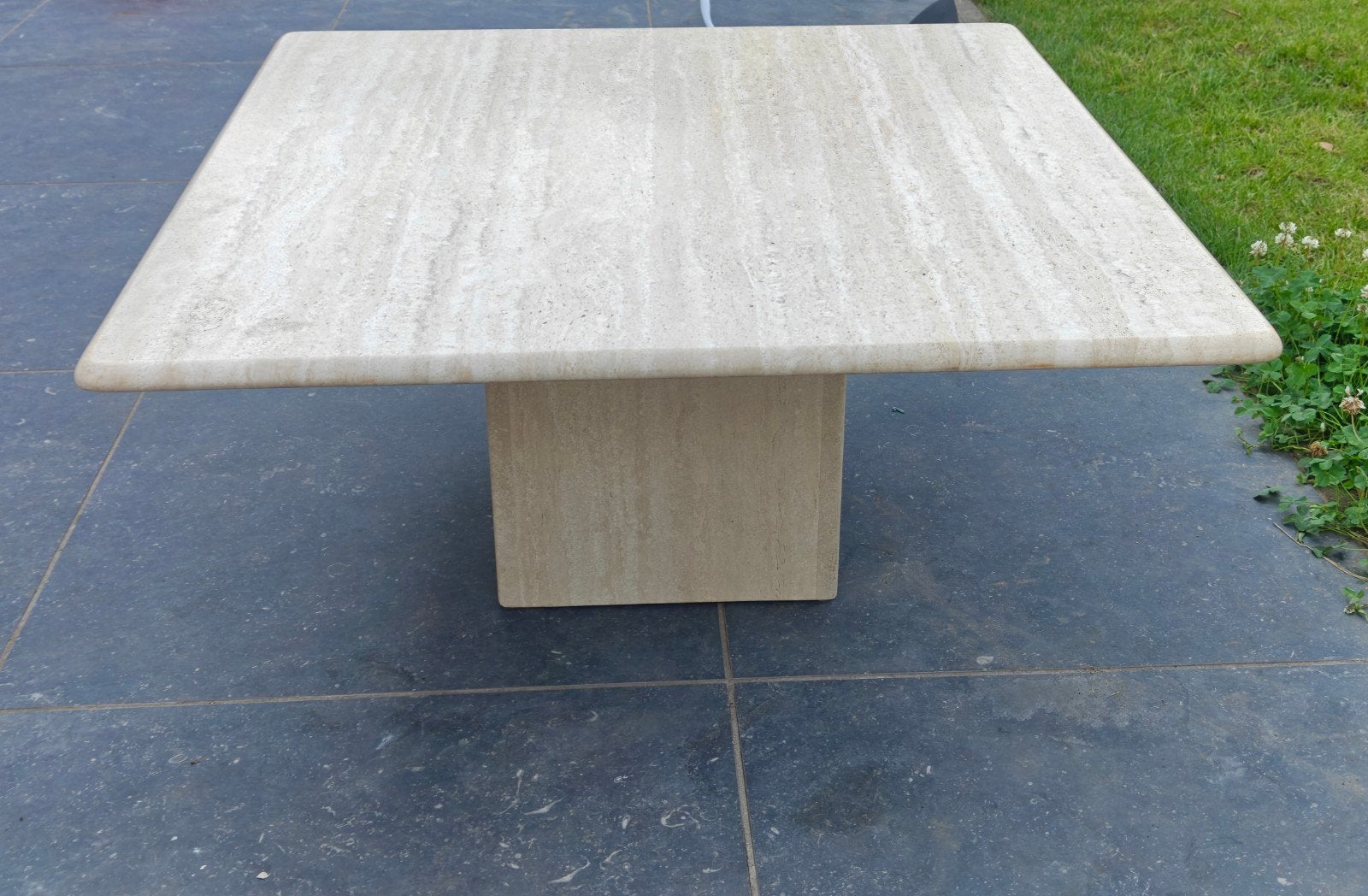 table basse, Enlèvement