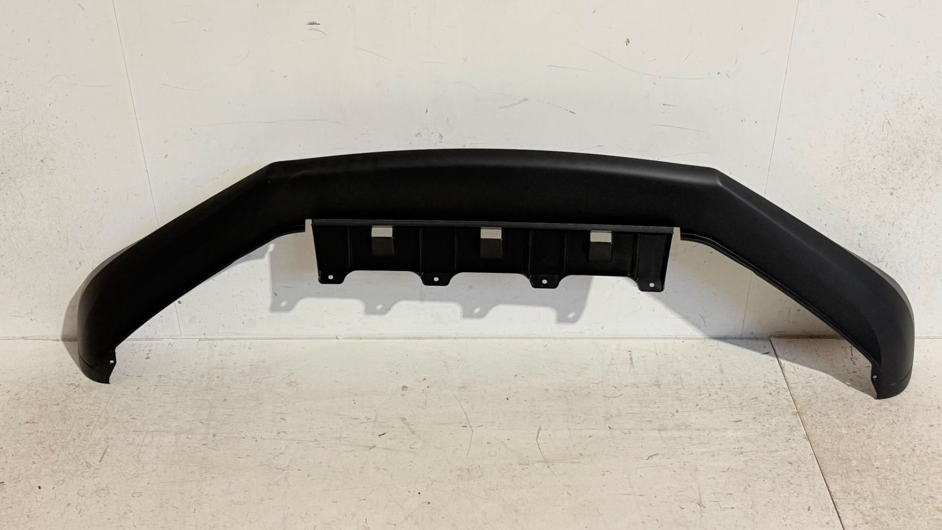 Volkswagen Tiguan 5N Facelift voor bumperspoiler 5N0805903J, Gebruikt, Volkswagen AG, Vw@volkswagen.de, Bumper
