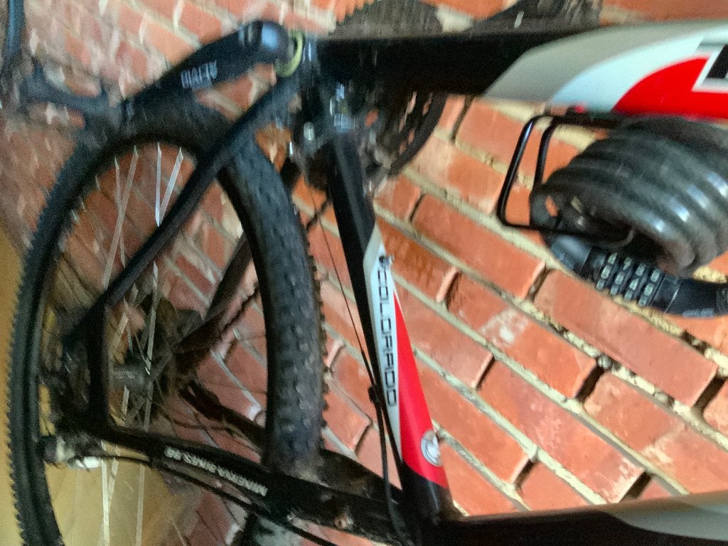 Fiets mountainbike rood, Versnellingen, Zo goed als nieuw, Schijfrem, 53 tot 57 cm