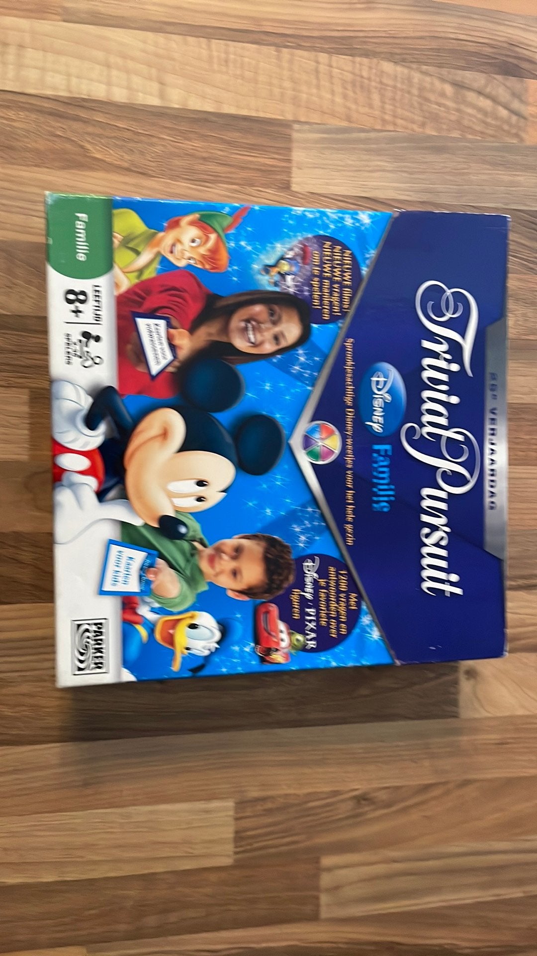 Jeu de société NL - Trivial pursuit Disney Familie - Parker, Enlèvement ou Envoi, Utilisé
