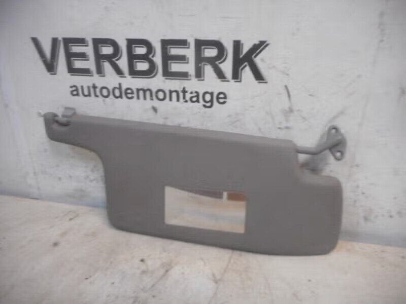 ZONNEKLEP RECHTS Volvo 480 (01-1986/07-1996), Enlèvement ou Envoi, Info@volvocars.com, Volvo Car Germany GmbH, Siegburger Straße 229 50679 Köln, DE