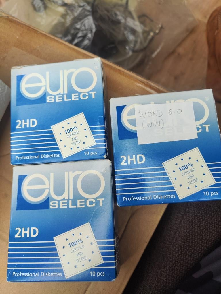 3 boîtes de disquettes neuves (scellés), Enlèvement, Autres types