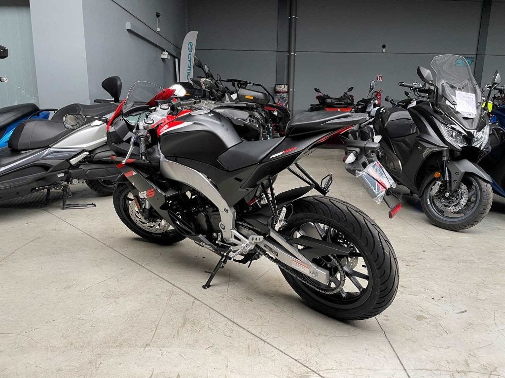 Aprilia RS 125 [Fijn 0,0%] [-5%], Motoren, Scooter, Nieuw, Bedrijf, 125 cc