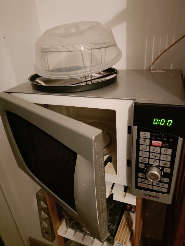 Four à micro-ondes, Electroménager, Micro-ondes, Enlèvement, Utilisé, 45 à 60 cm, Gril