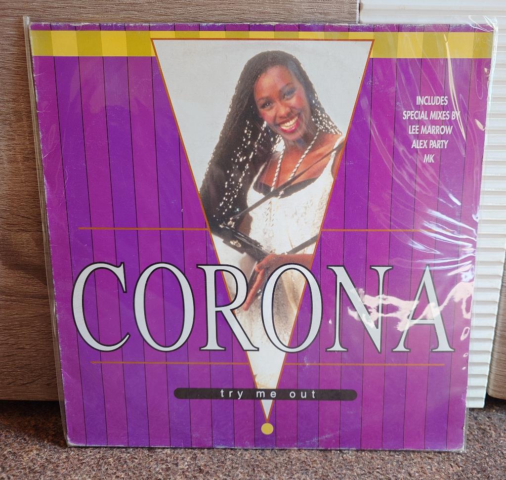 Corona – Try Me Out (12'' Vinyl), CD & DVD, Vinyles | Dance & House, Envoi, Dance populaire