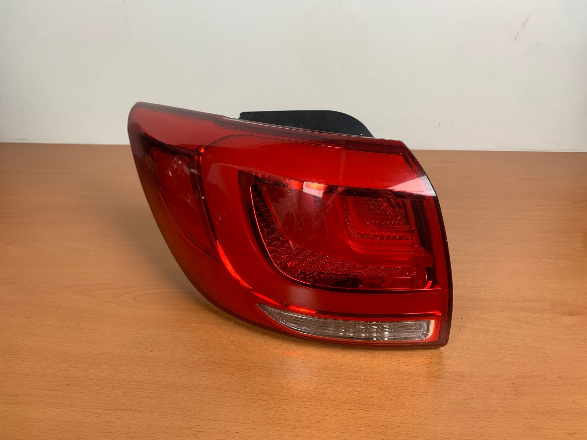 achterlicht links kia sportage III 2014 2015 LED 92401-3W610, Kia, -, Utilisé, -