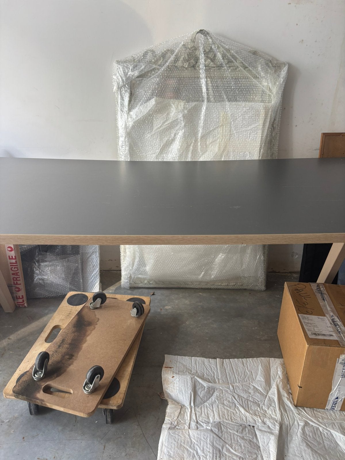 Table ou bureau, Enlèvement