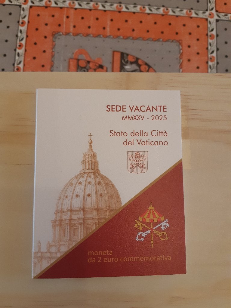 Vaticaan : De drie 2 € herdenkingsmunten van 2025, Postzegels en Munten, Ophalen of Verzenden, Vaticaanstad, 2 euro, Losse munt