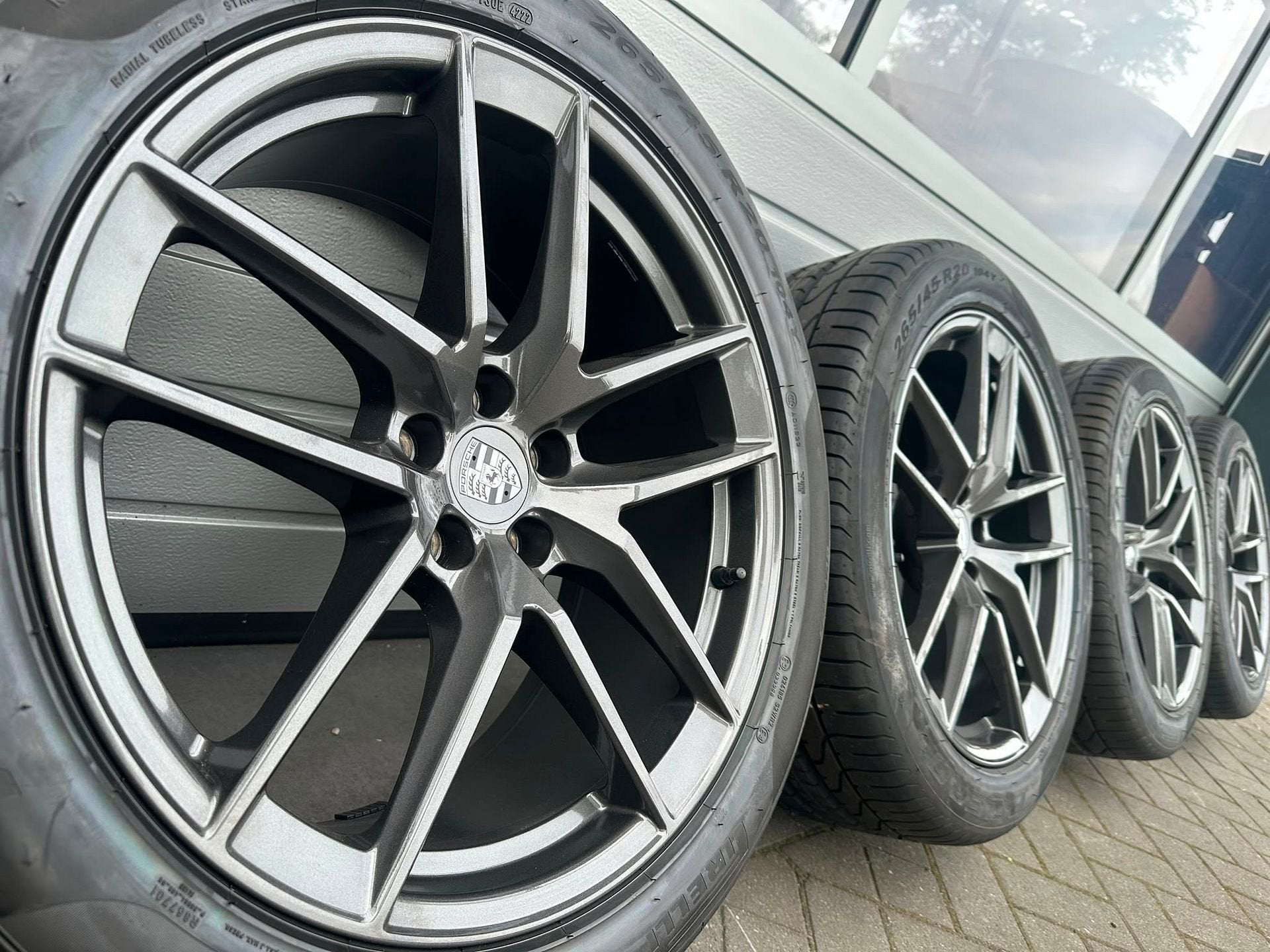 Orig. 20 inch Porsche Macan 95B Turbo S T GTS velgen banden, Auto-onderdelen, Banden en Velgen, Gebruikt, 295 mm, -, -