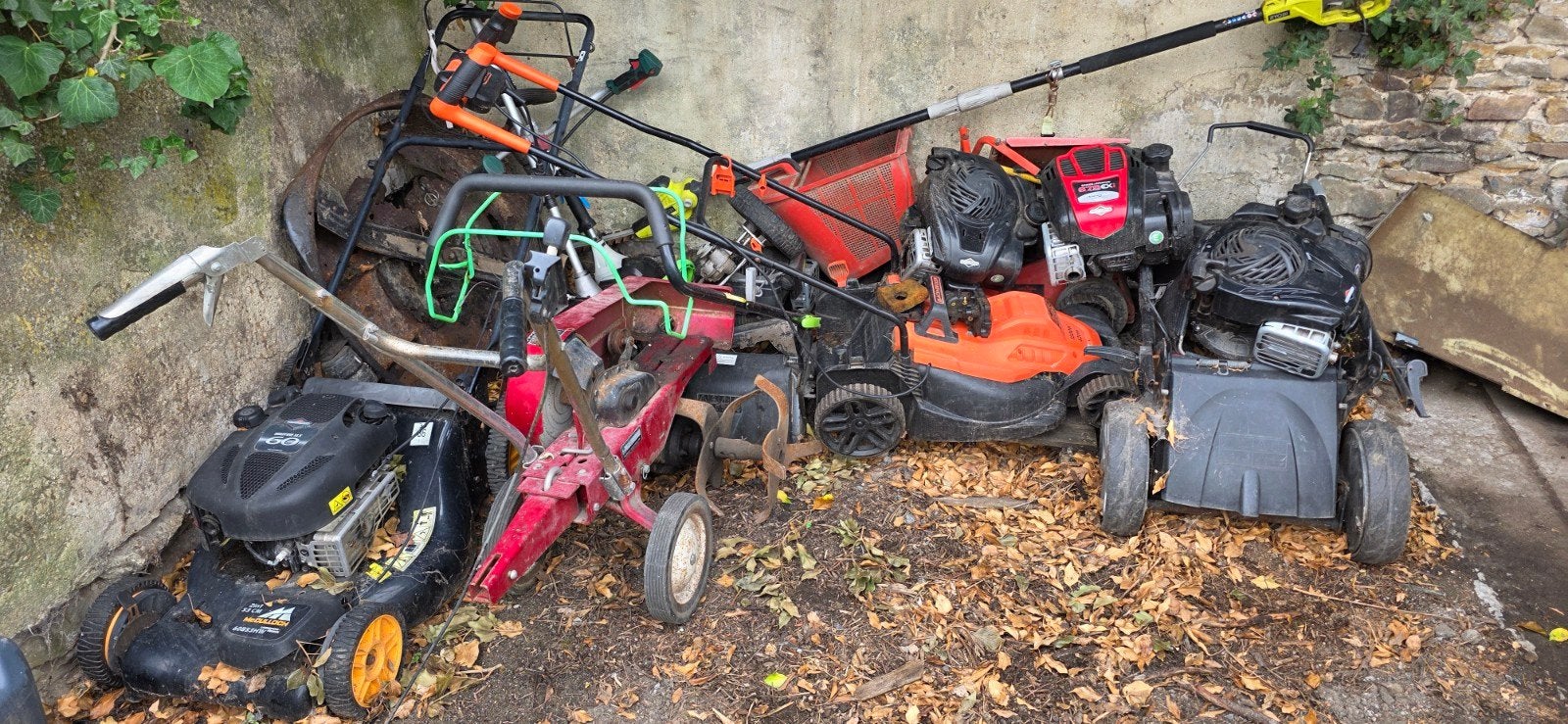 lot tondeuse et moteur pour pièces, Tuin en Terras