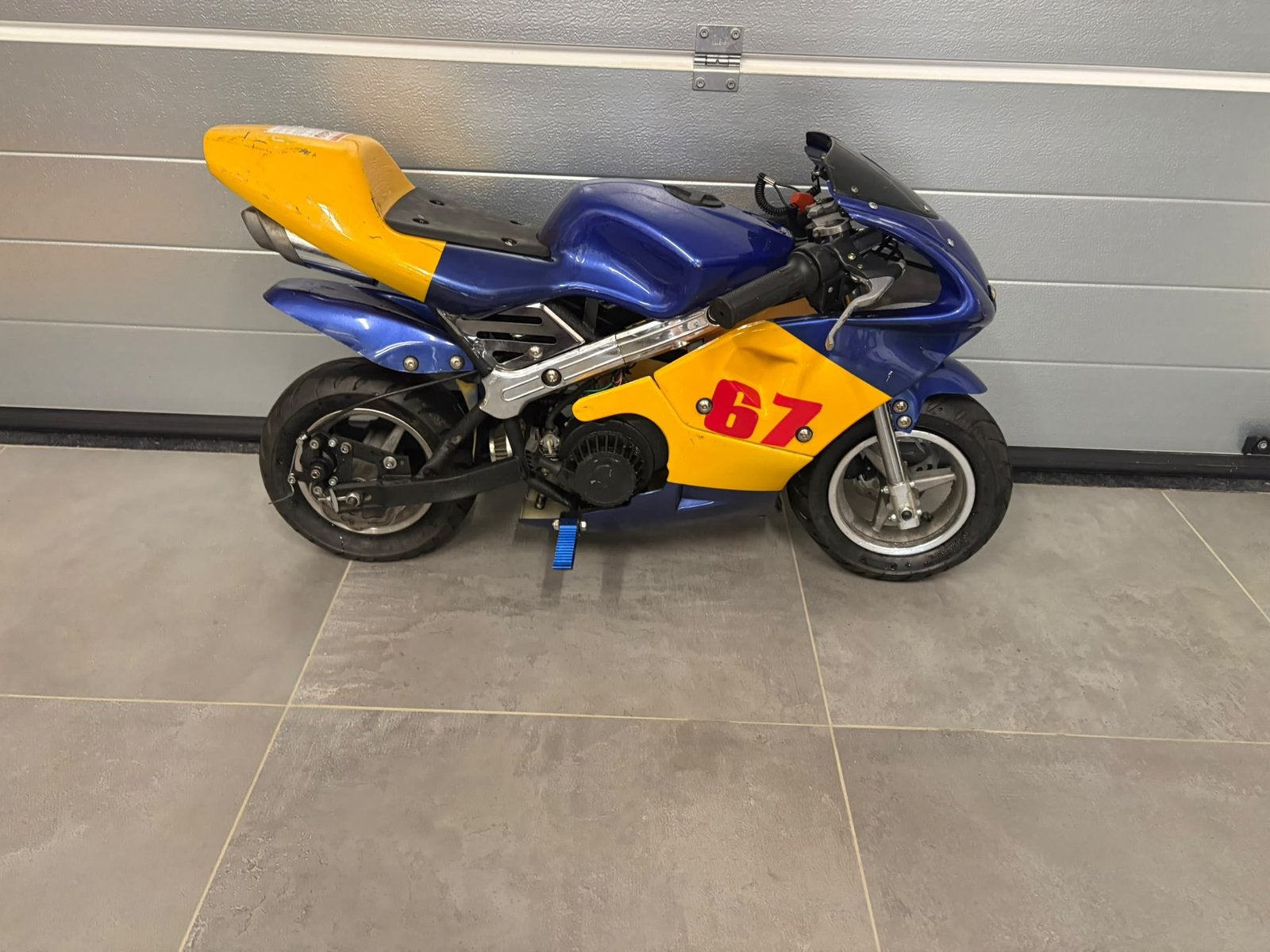 Pocket bike course 49cc bleu jaune -Juste lanceur à changer, Ophalen, Gebruikt, 49 cc, Pitbike