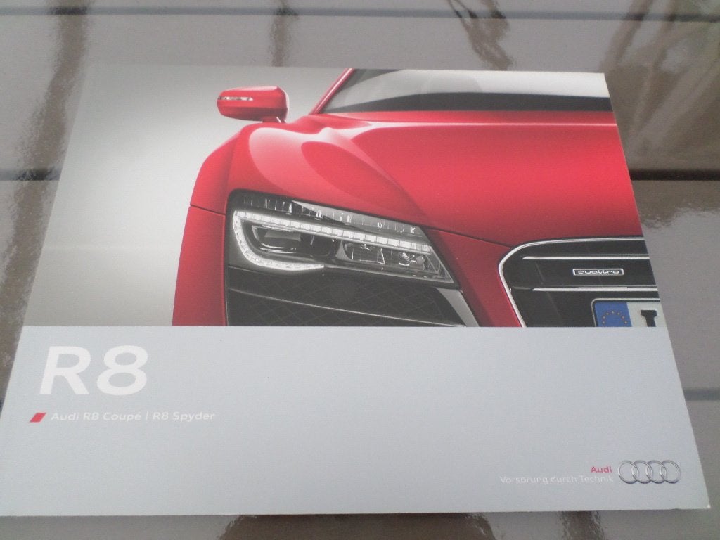 Audi R8 Coupe & Roadster Brochure, Boeken, Auto's | Folders en Tijdschriften, Ophalen of Verzenden, Audi