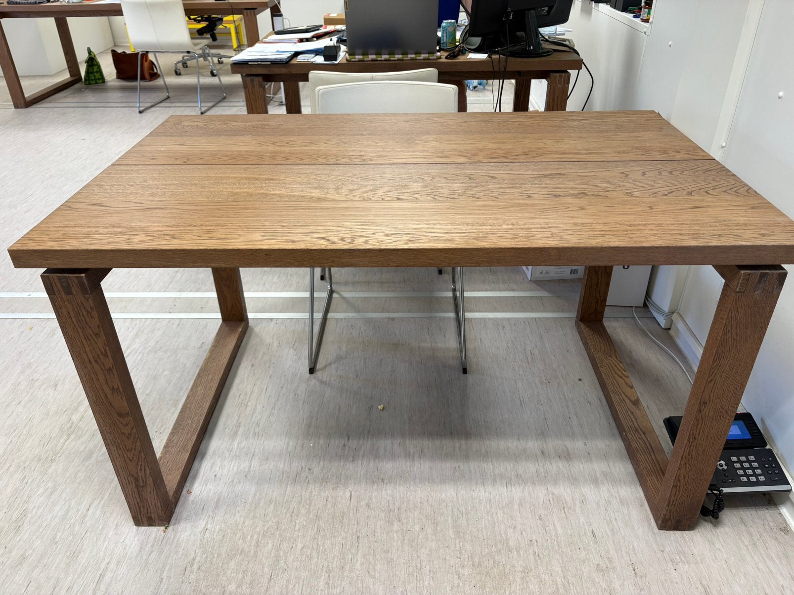 Houten bureau Morbylanga, Ophalen, Zo goed als nieuw, IKEA
