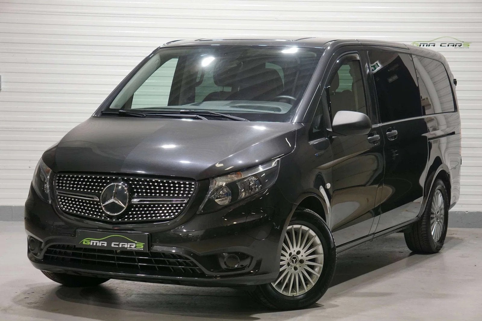Mercedes-Benz Vito E-Vito 100 kWh Pro A2 (automatique), Argent ou Gris, Achat, 4 portes, Entreprise