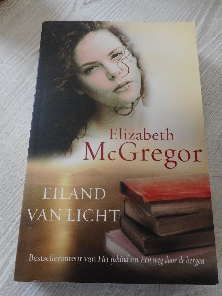 Eiland Van Licht, Gelezen, Ophalen of Verzenden, Nederland, Elizabeth McGregor