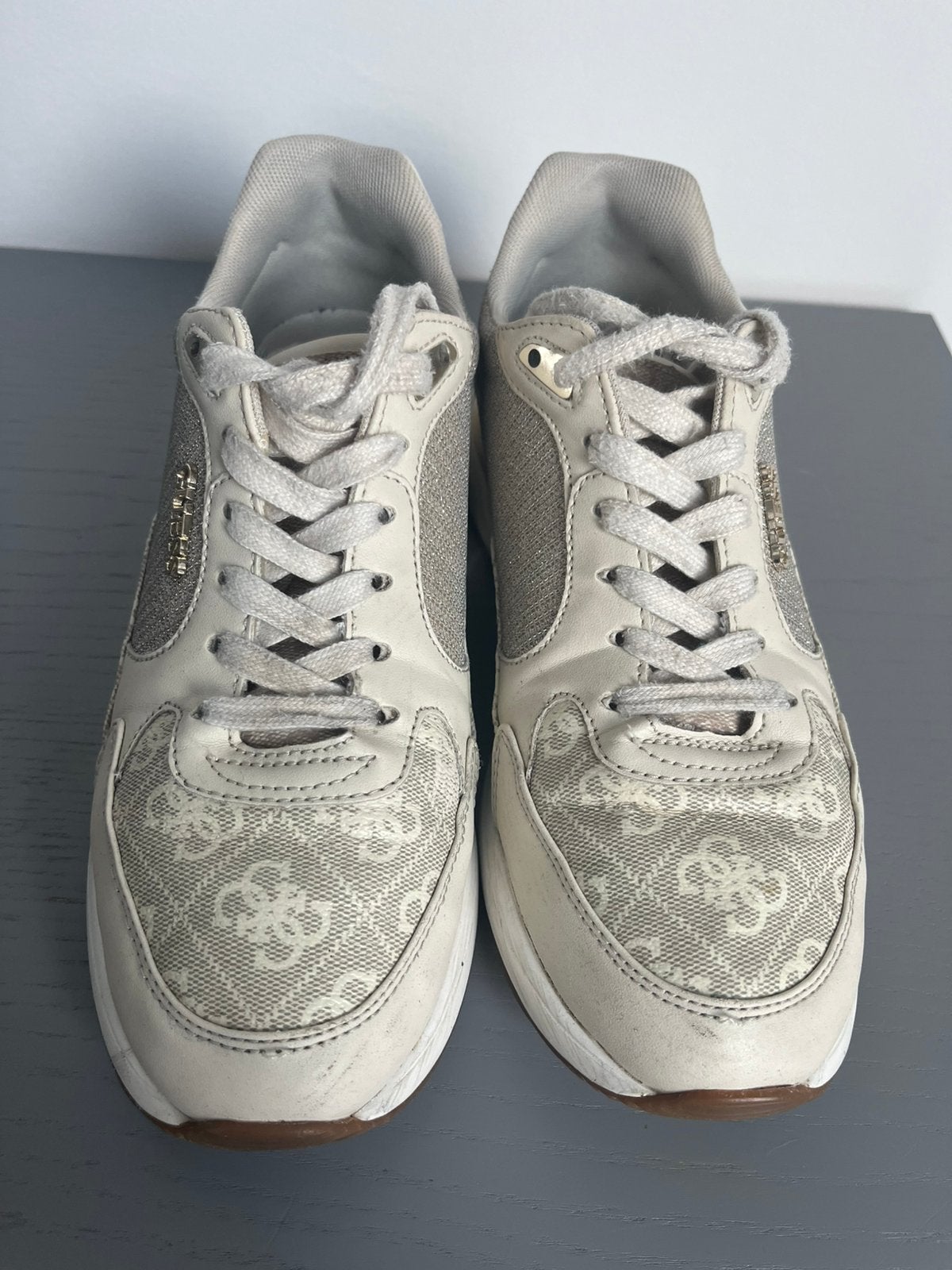 Guess dames maat 40, Ophalen, Gedragen