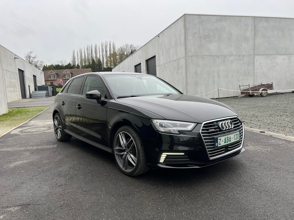 Audi A3 40 Etron BTW WAGEN, Auto's, Stof, 4 cilinders, Zwart, Bedrijf