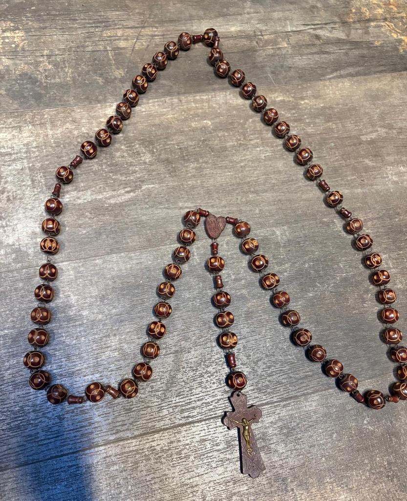 Chapelet de 1M20 de long, Enlèvement ou Envoi, Comme neuf