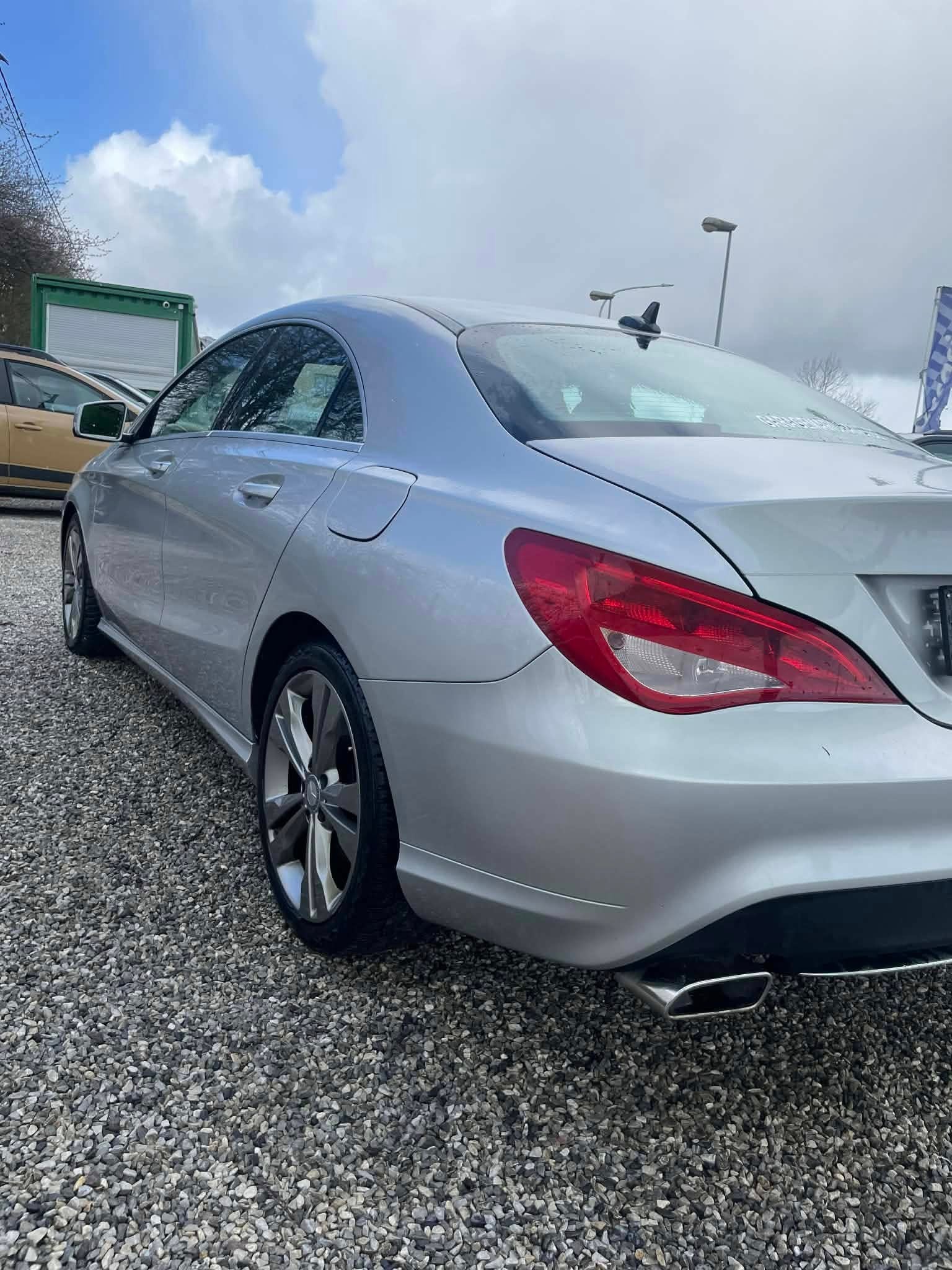 Mercedes-Benz CLA-Klasse 180 D, Achat, Entreprise, Boîte manuelle, 5 portes
