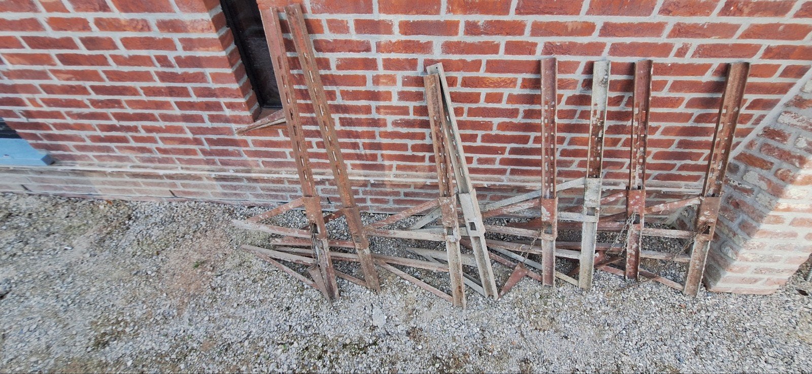 Bekisting klemmen beton, Ophalen