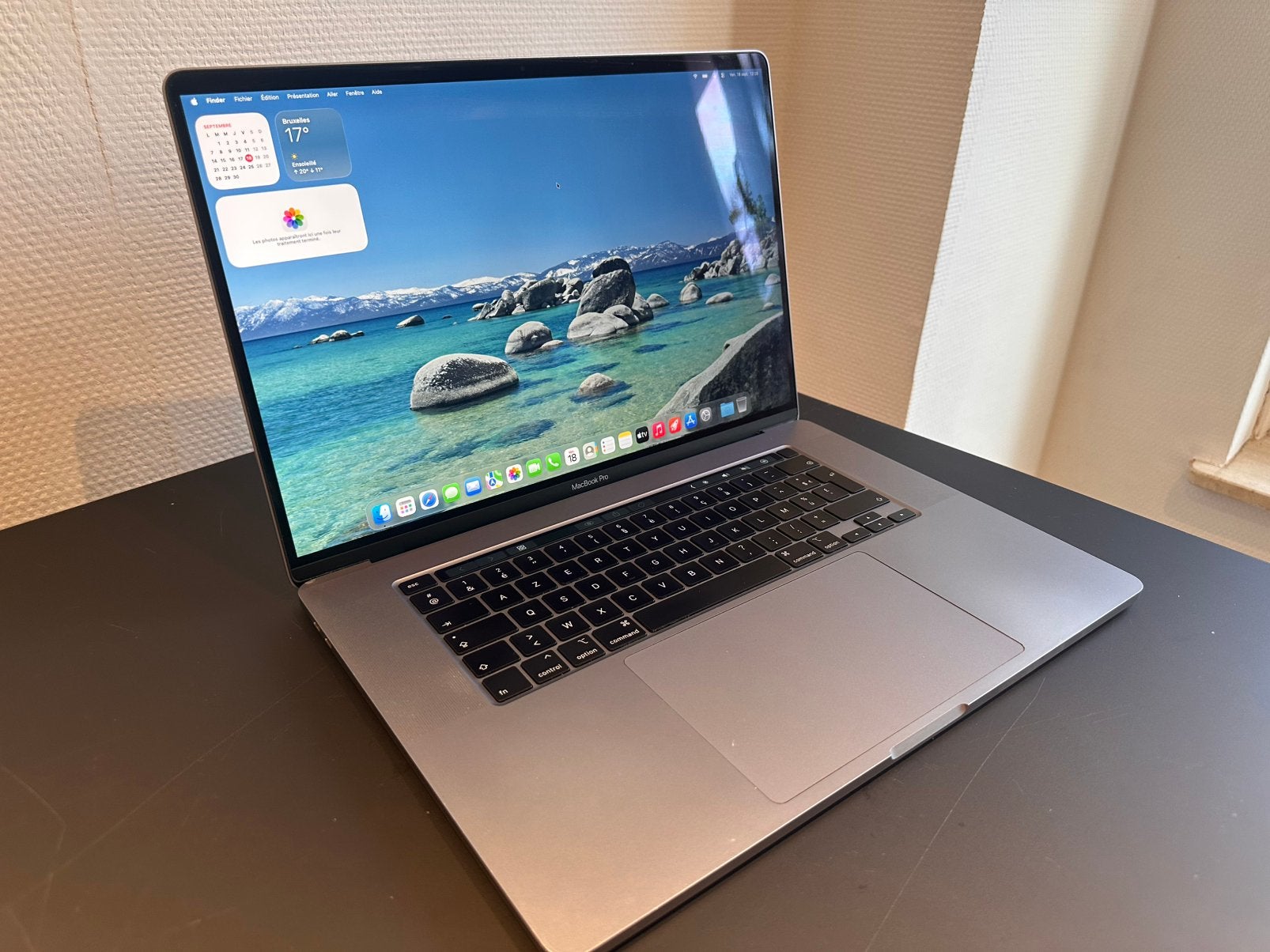 Macbook Pro 16 pouces 2019, Computers en Software, Ophalen, Zo goed als nieuw, 16 inch, MacBook